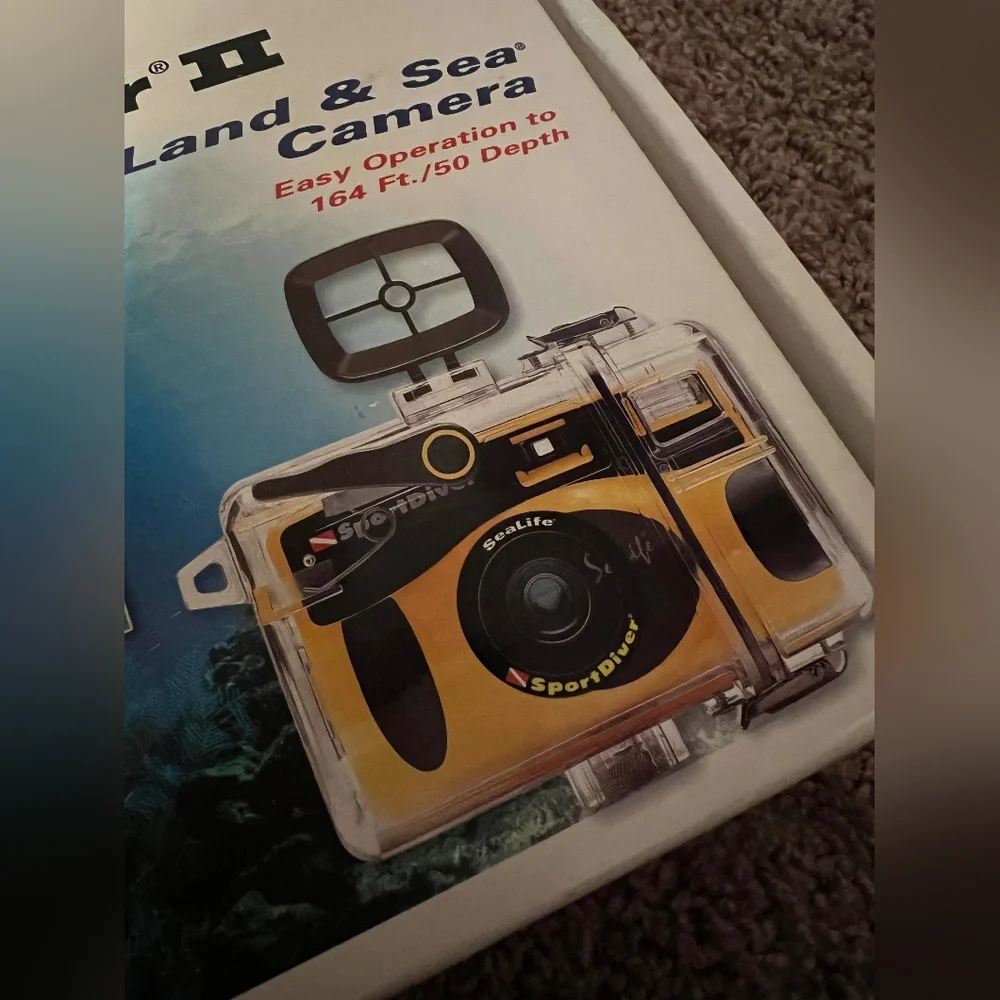 Diving camera